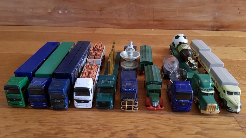 Miniatuur trucks., Hobby en Vrije tijd, Modelauto's | 1:87, Ophalen of Verzenden, Bus of Vrachtwagen, Overige merken