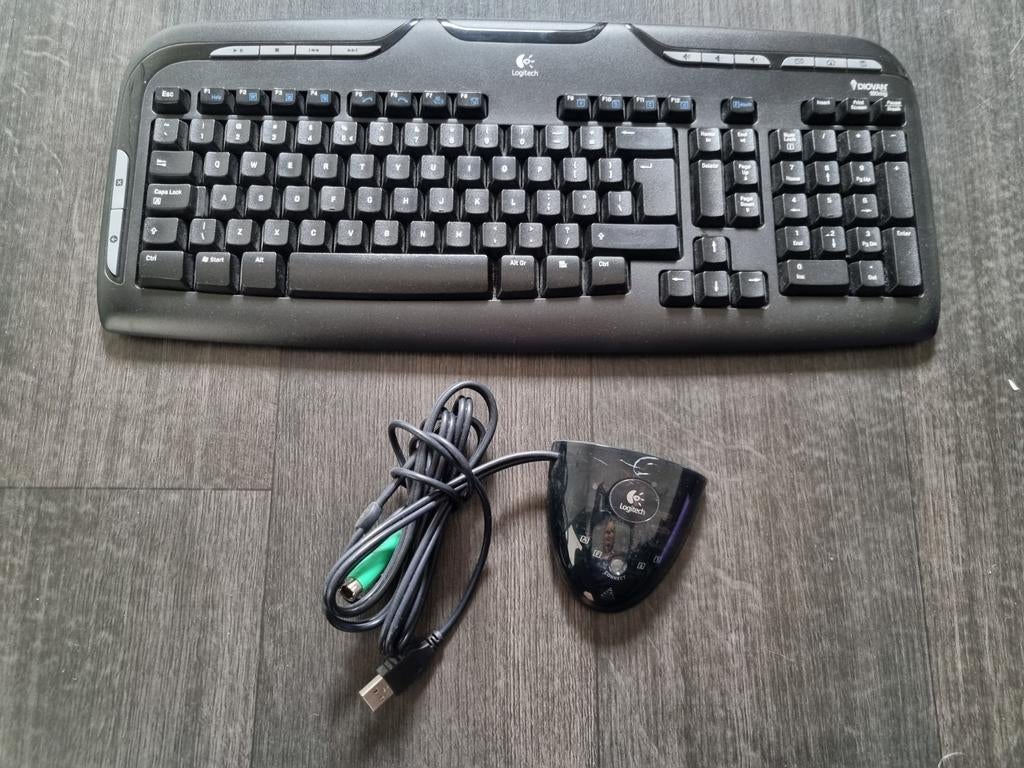 Logitech draadloos toetsenbord met ontvanger, Ophalen of Verzenden