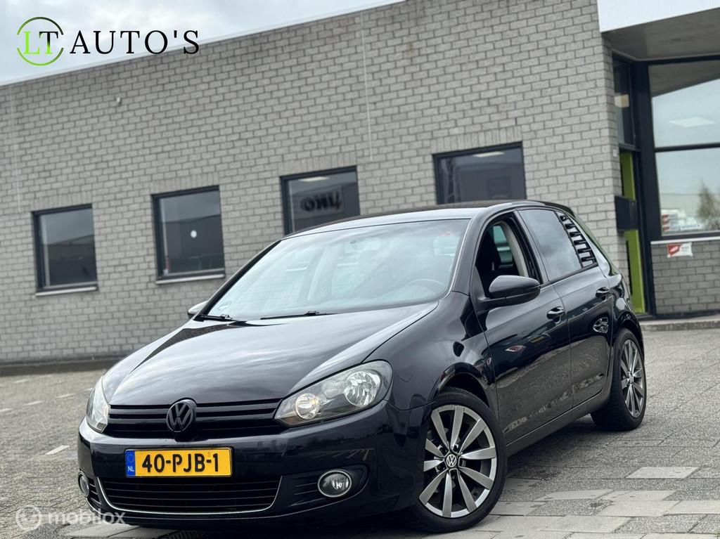 Volkswagen Golf 1.4 Easyline|Camera Navi Trekhaak APK, Auto's, Euro 5, 4 cilinders, Zwart, Handgeschakeld