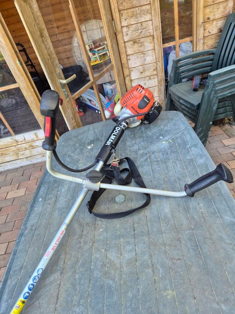 Dolmar bosmaaier MS-245.4UE - Krachtig en Betrouwbaar, Tuin en Terras, Bosmaaiers, Ophalen, Benzine, Gebruikt, 30 tot 50 cm