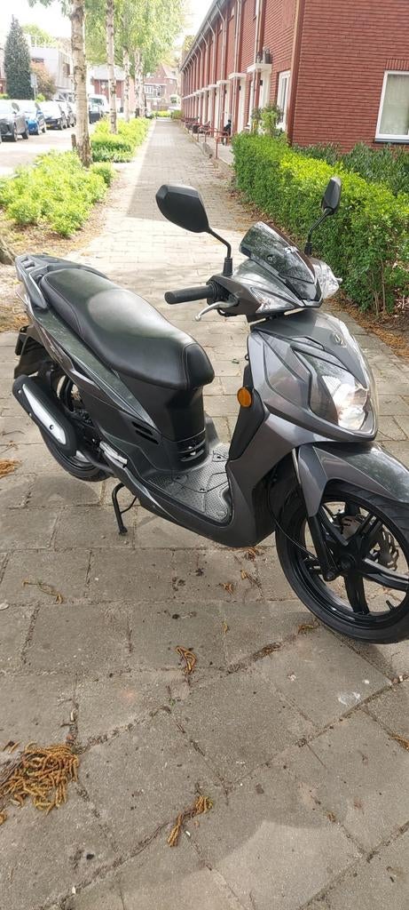 Sym symphony mooie scooter, Fietsen en Brommers, Scooters | SYM, Ophalen, Zo goed als nieuw, Benzine, Overige modellen