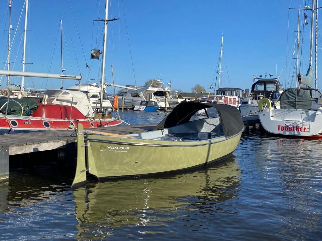 Harding sloep 620 met helmstok, inclusief Amsterdam vignet, Ophalen, 10 tot 30 pk, Gebruikt, Binnenboordmotor