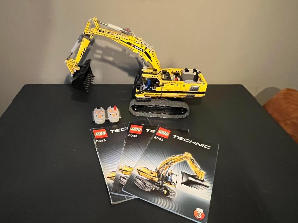 Lego technic 8043 graafmachine, Kinderen en Baby's, Speelgoed | Duplo en Lego, Zo goed als nieuw, Ophalen of Verzenden