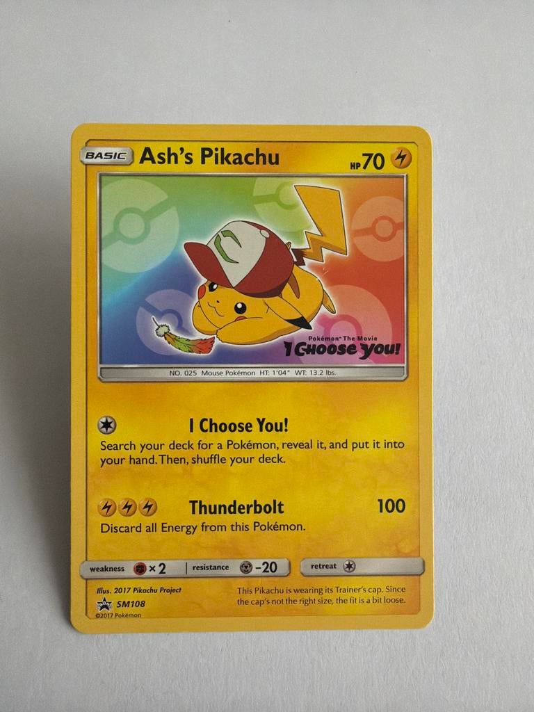 Ash's Pikachu SM108 Promo Pokémon kaart, Ophalen of Verzenden, Zo goed als nieuw, Losse kaart