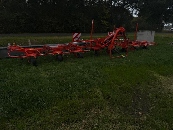 Tkwegens bedrijfsbeeindiging diverse machines oa kuhn, krone, Zakelijke goederen, Agrarisch | Werktuigen, Veehouderij, Weidebouw