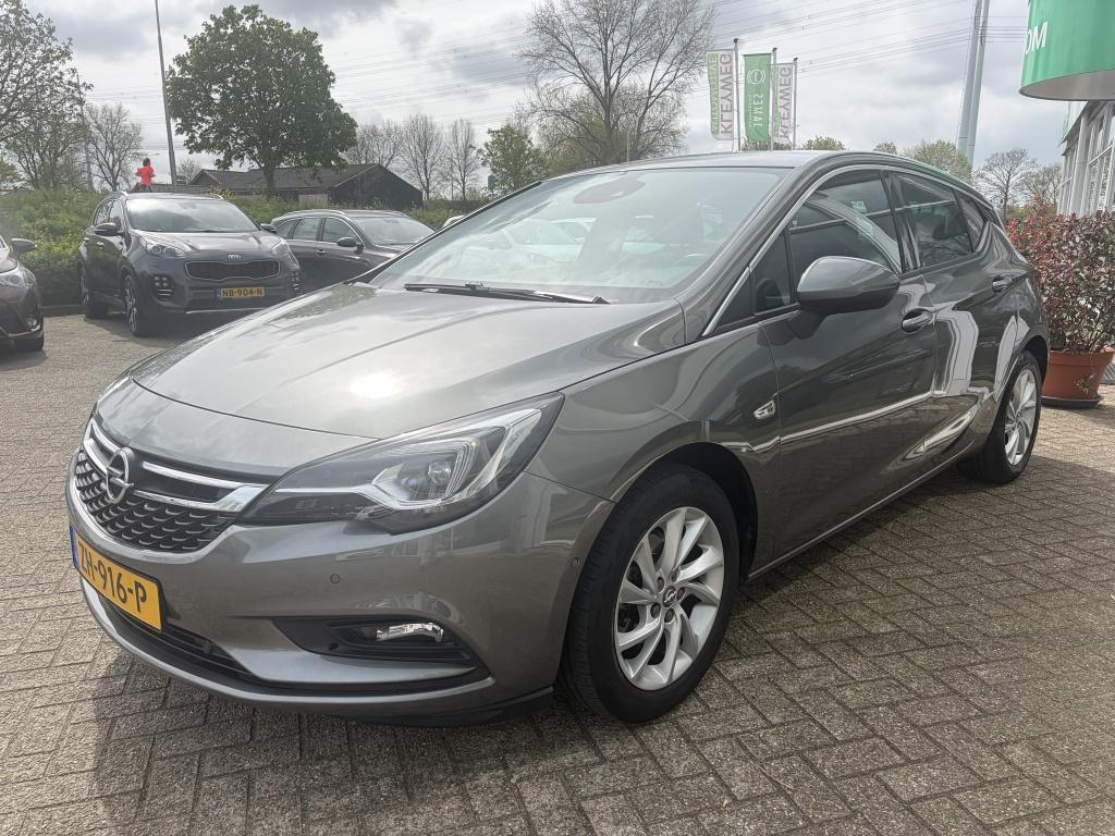 Opel Astra 1.0 T Innovation, Carplay, AGR Stoel, Trekhaak, N, Stof, Gebruikt, Euro 6, 610 kg