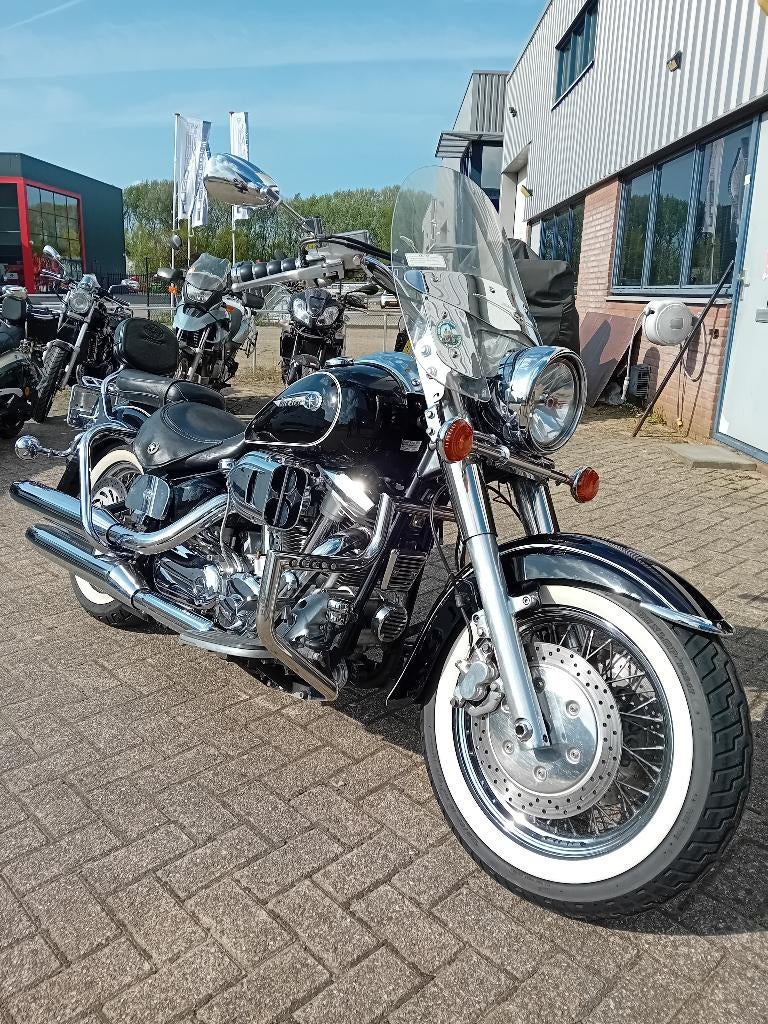 XV 1600 A  Wild Star, Motoren, Cardan-aandrijving, 2 cilinders, 1600 cc, Meer dan 35 kW