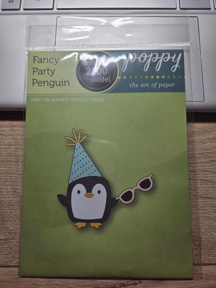 mal memorybox fancy party penguin, Hobby en Vrije tijd, Kaarten | Zelf maken, Nieuw, Pons of Mal, Overige thema's, Ophalen of Verzenden