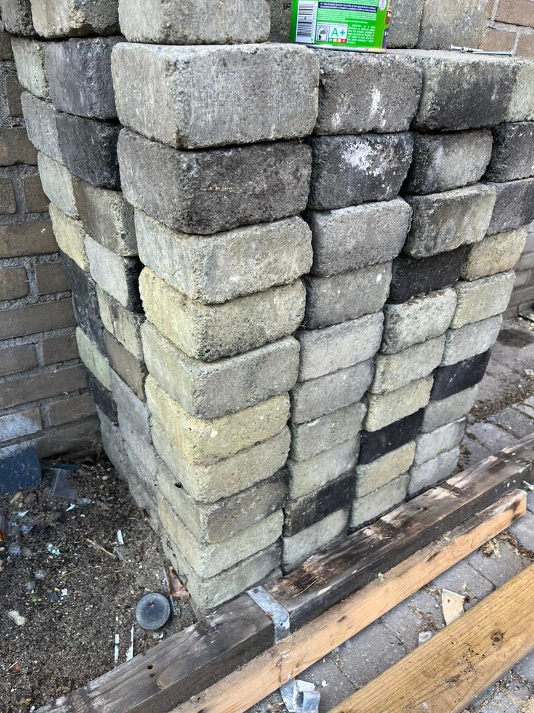 Gratis stenen, Ophalen, Zo goed als nieuw, Beton, Klinkers