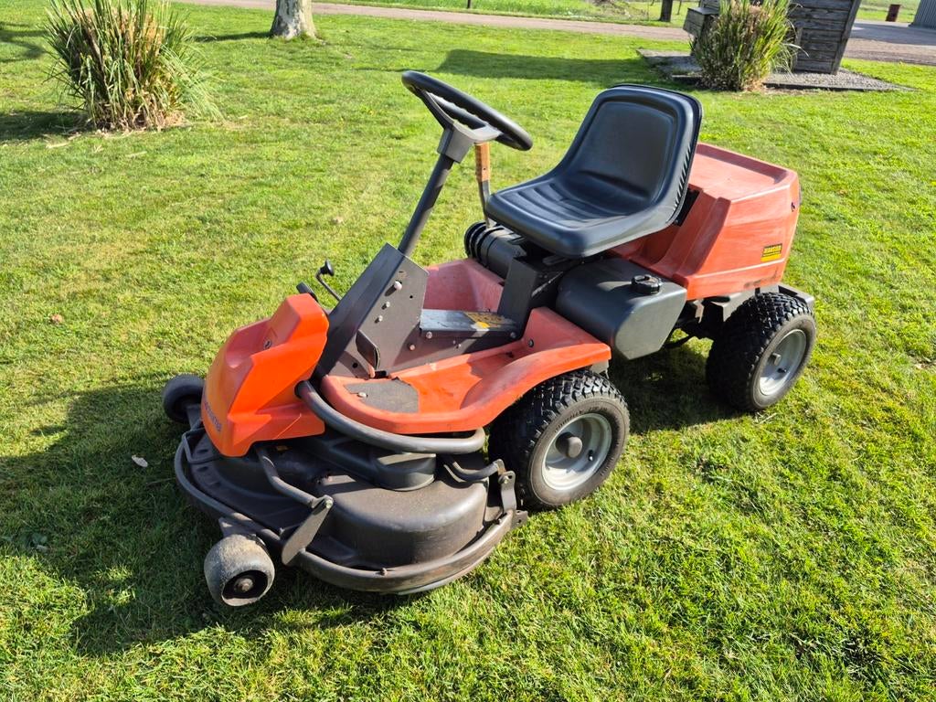 Husqvarna rider 13 zitmaaier, Tuin en Terras, Grasmaaiers, Cirkelmaaier, Gebruikt, Benzine-grasmaaier, 50 cm of meer