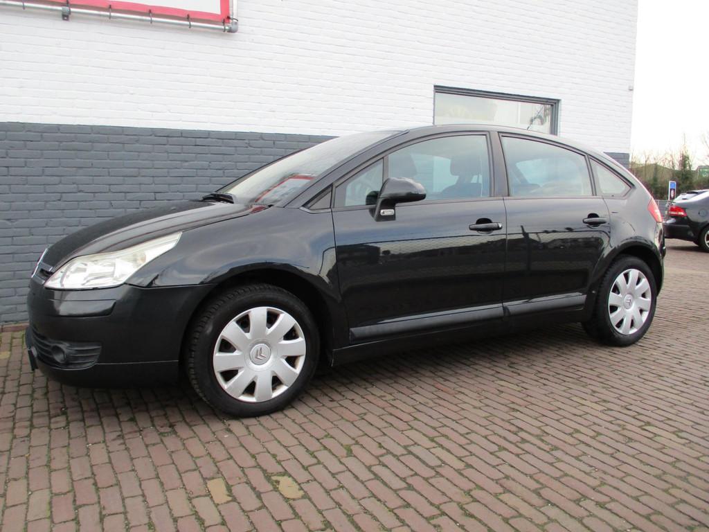 Citroen C4 1.6-16V Image, Auto's, Citroën, Voorwielaandrijving, Gebruikt, 4 cilinders, Zwart
