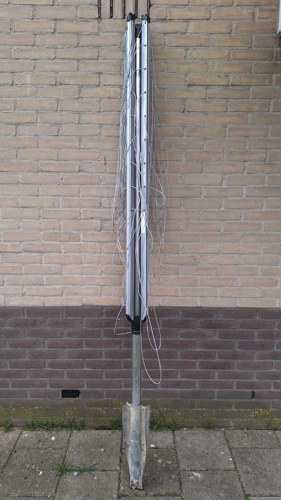 Brabantia Droogmolen, Ophalen