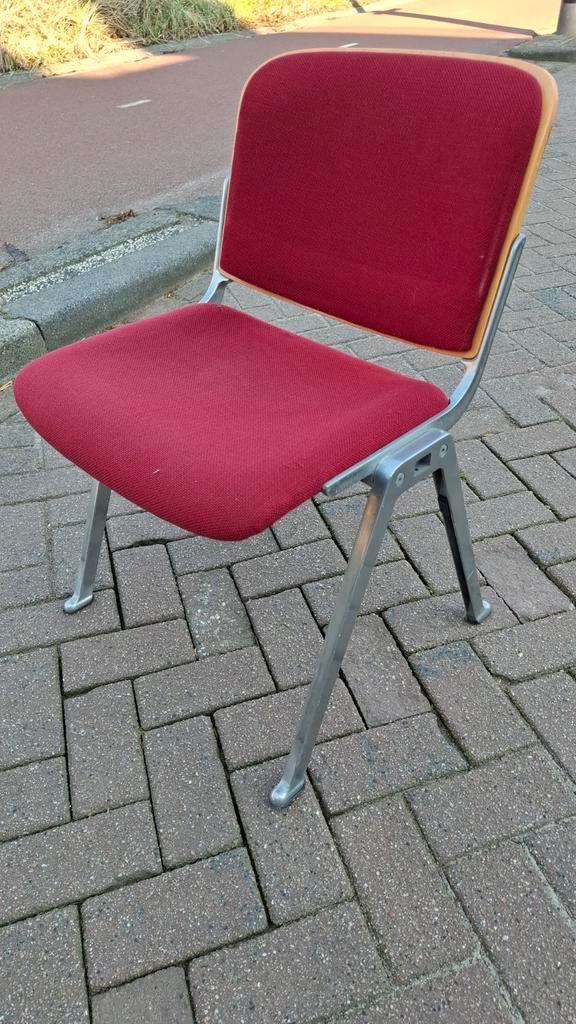 76 castelli vintage design stoelen stapelbaar partij dsc!, Huis en Inrichting, Stoelen, Gebruikt, Vijf, Zes of meer stoelen, Hout