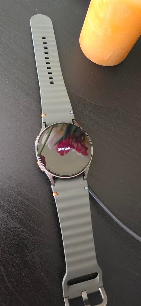 Samsung Galaxy Watch 7 - Krasvrij & Compleet, Ophalen of Verzenden, Zo goed als nieuw, Samsung, Grijs