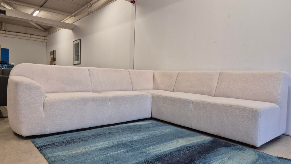 Ivoor witte zachte teddy stoffen organische design hoekbank, Hoekbank, Ophalen of Verzenden, Zo goed als nieuw, Vierpersoons of meer