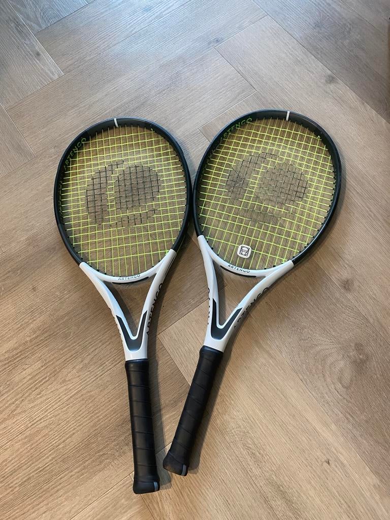 2 tennis rackets artengo, Sport en Fitness, Tennis, Ophalen of Verzenden, Zo goed als nieuw, Racket, Overige merken