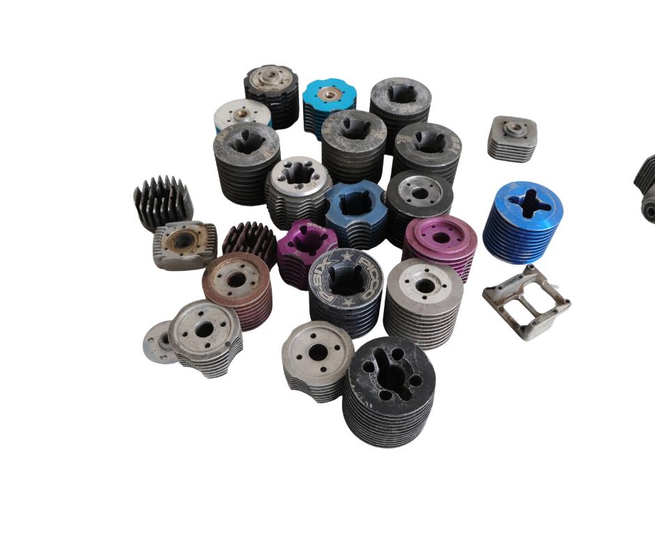 Lotje nitro cilinderkoppen (koelkoppen) en cilinders, Ophalen of Verzenden, Gebruikt, Nitro, Auto offroad