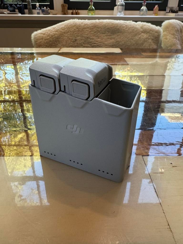 DJI Mini 3/4 Batterijen en Oplader, Audio, Tv en Foto, Drones, Cameradrone, Extra accu('s), Ophalen of Verzenden, Zo goed als nieuw