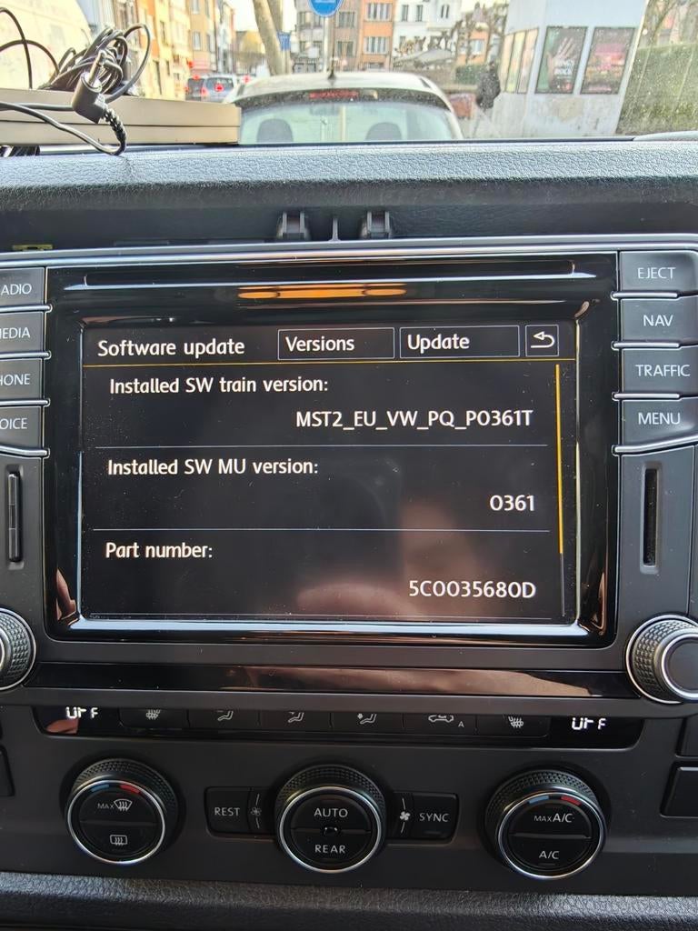 Reparatie Touchscreen Scherm VW Discover media MIB2 PQ, Volkswagen, Update, Heel Europa, Nieuw