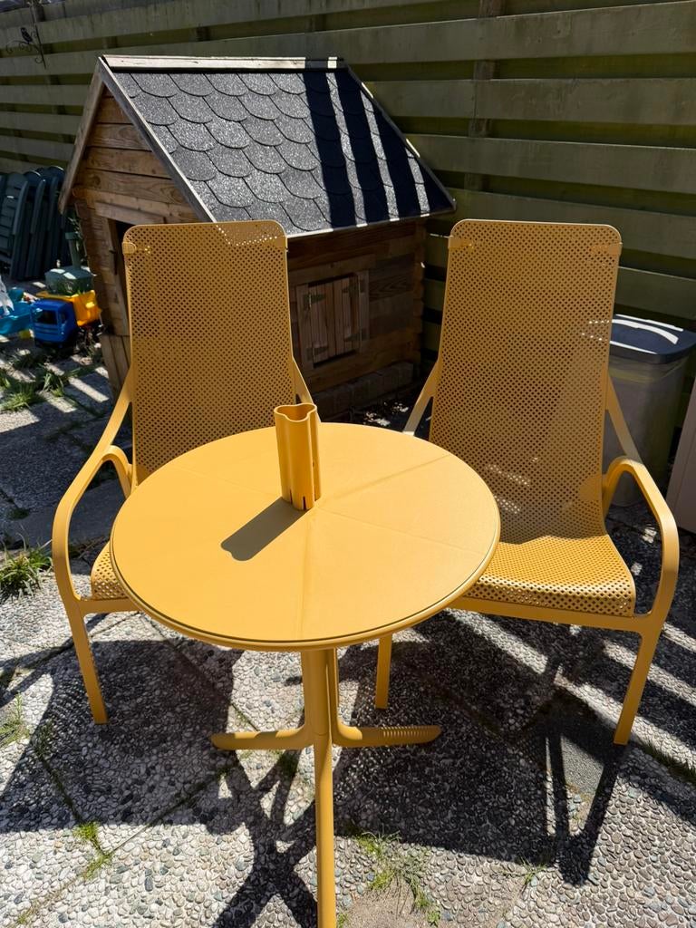 Nardi bistroset, Tuin en Terras, Tuinsets en Loungesets, Ophalen, Zo goed als nieuw, Stoel, 2 zitplaatsen