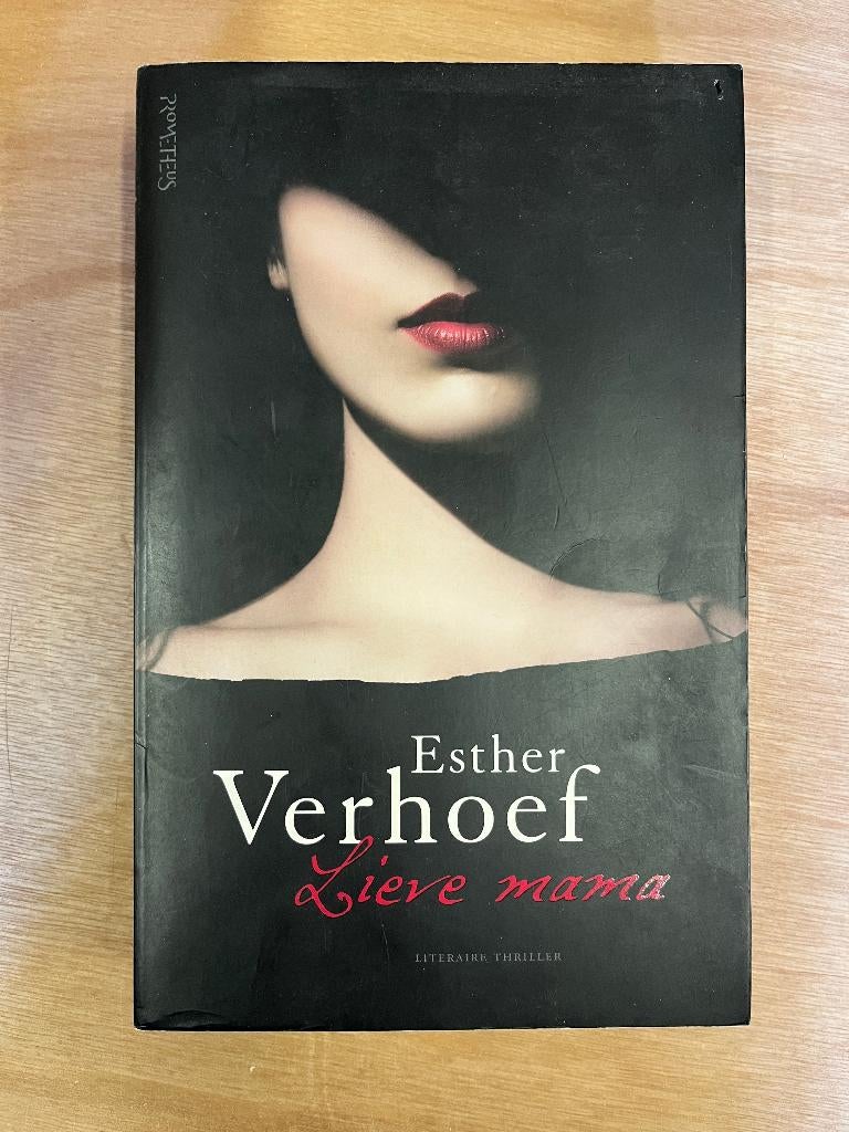 boek:  Lieve mama, Esther Verhoef, Ophalen of Verzenden, Zo goed als nieuw, Esther Verhoef, Nederland