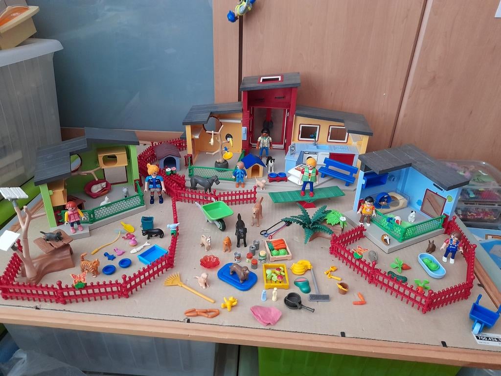 Playmobil honden en katten en cavia verblijf, Ophalen of Verzenden, Zo goed als nieuw, Complete set