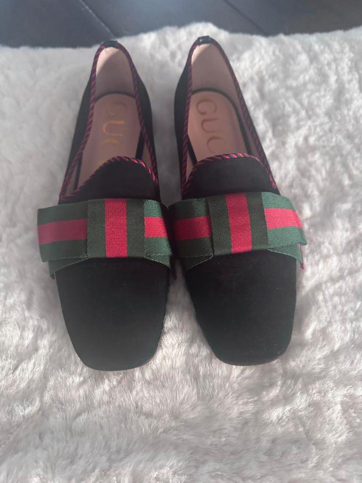 Nieuwe Gucci schoenen - Maat 39, Kleding | Dames, Schoenen, Nieuw, Instappers, Zwart, Ophalen of Verzenden
