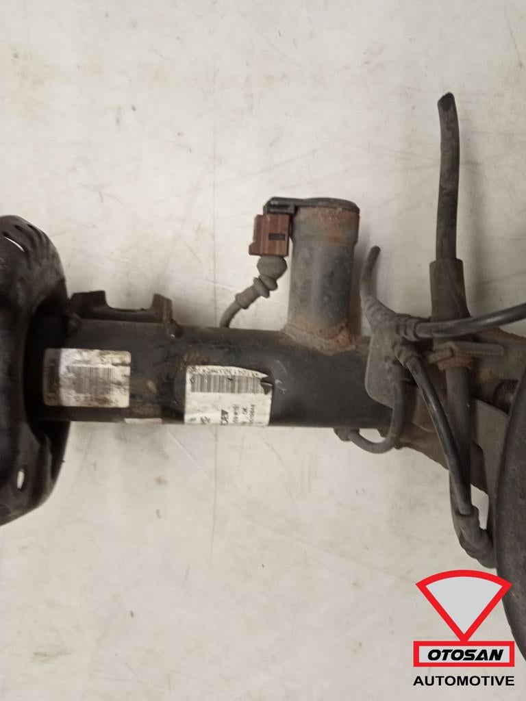 VW Golf 6 GTI Scirocco Veerpoot Links Voor 1T0412022DA 1T041, Gebruikt, Volkswagen, Volkswagen AG, Berliner Ring 2
38440  Wolfsburg, DE