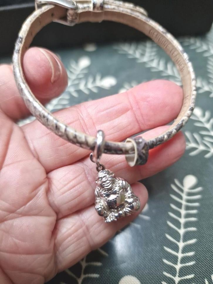 Joy de la Luz Leren Armband Buddha Bedel, Bruin, Leer, Ophalen of Verzenden, Zo goed als nieuw