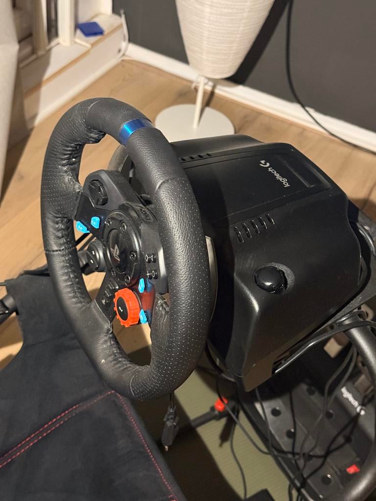 Playseat Challenge met Logitech G29, Gebruikt, 1 speler, Racen en Vliegen, Ophalen of Verzenden