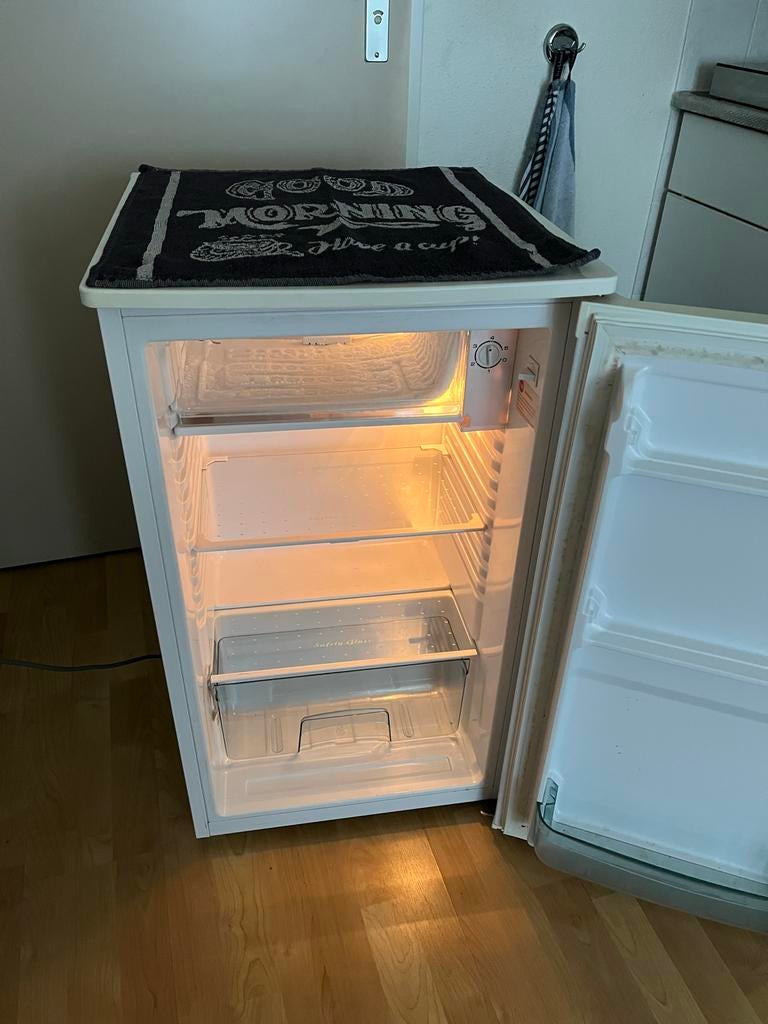 Exquisit Tafelmodel Koelkast met Vriesvak, Witgoed en Apparatuur, Koelkasten en IJskasten, Ophalen, Zo goed als nieuw, 45 tot 60 cm