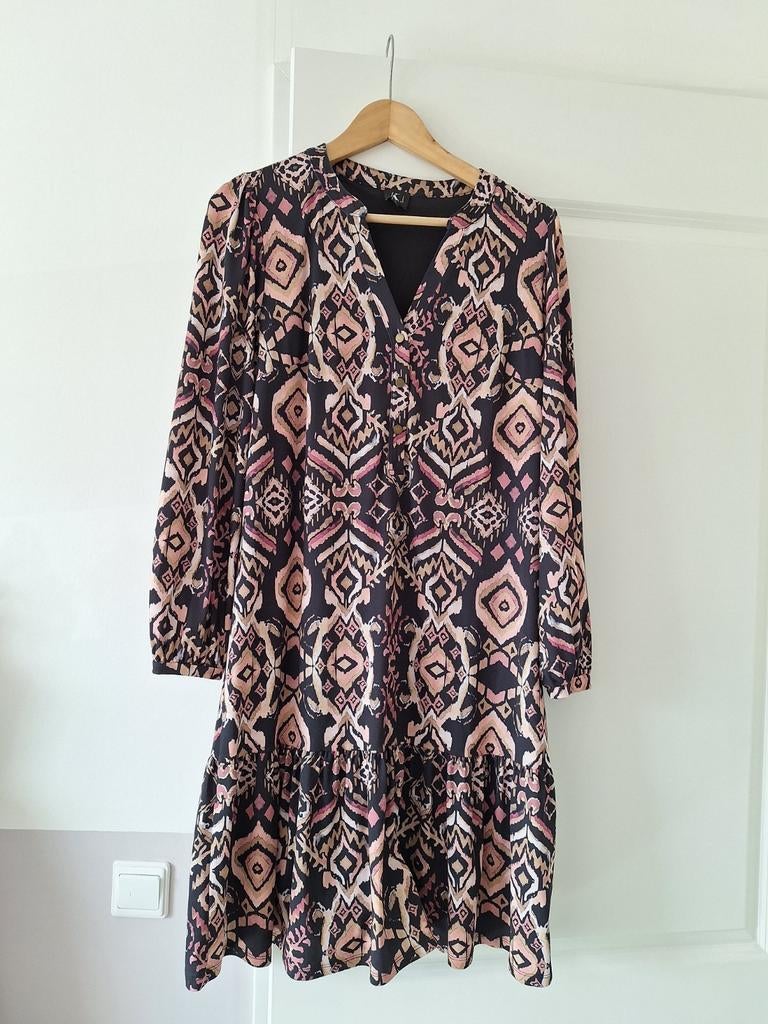 Zgan! Prachtige jurk van K-Design maat M!, Kleding | Dames, Maat 38/40 (M), K-design, Zwart, Ophalen of Verzenden