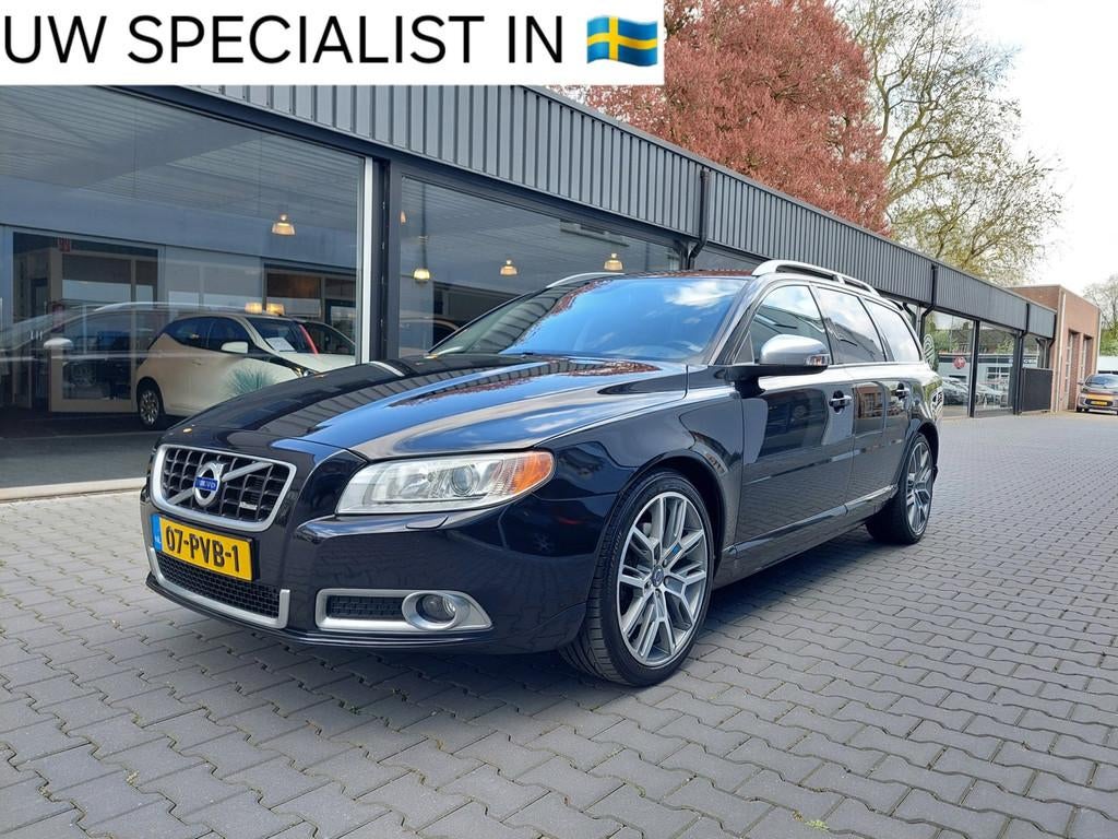 Volvo V70 2.0T R-Edition Dealer onderhouden Origineel NL Sto, Euro 5, Zwart, 4 cilinders, Zwart