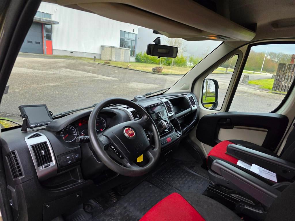 Fiat Ducato 30 2.3 MultiJet KH2 AUTOMAAT, Auto's, Euro 5, Gebruikt, Bedrijf, Diesel