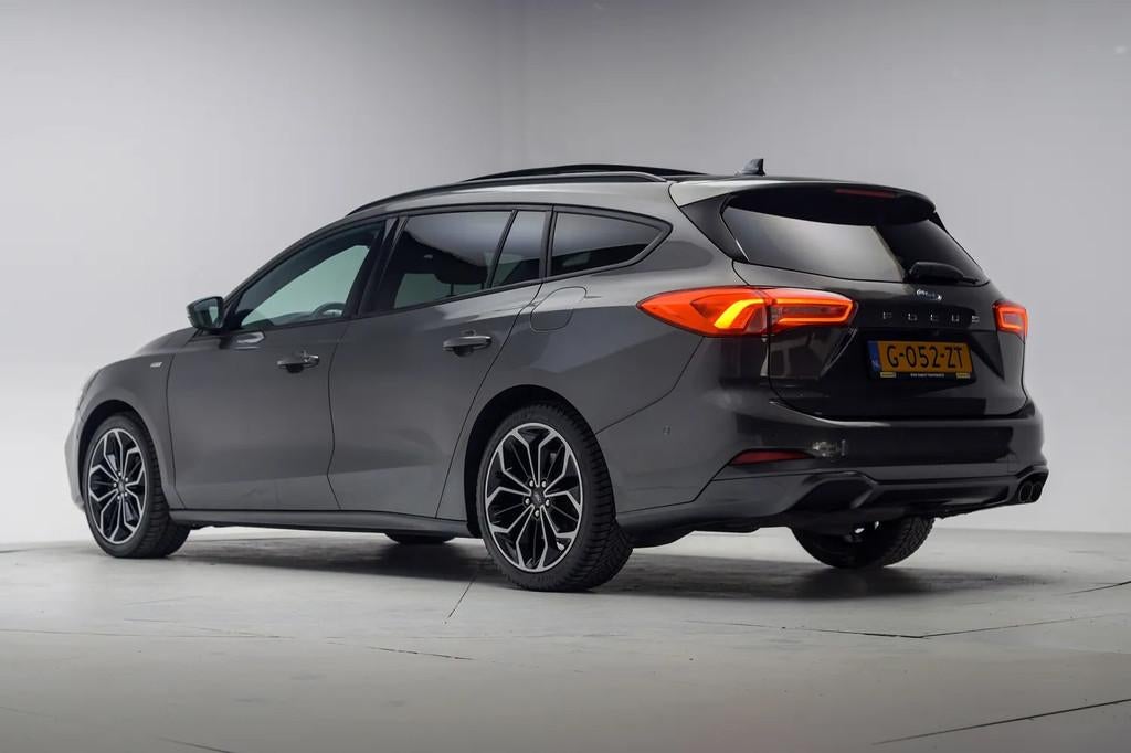 Ford Focus WAGON 1.5 EcoBoost 180pk ST Line Business [ Panor, Focus, Gebruikt, 181 pk, Origineel Nederlands