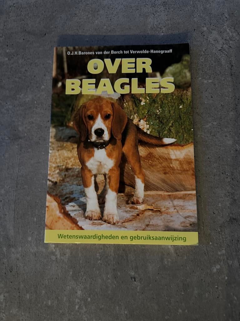 Over beagles, Ophalen of Verzenden, Zo goed als nieuw