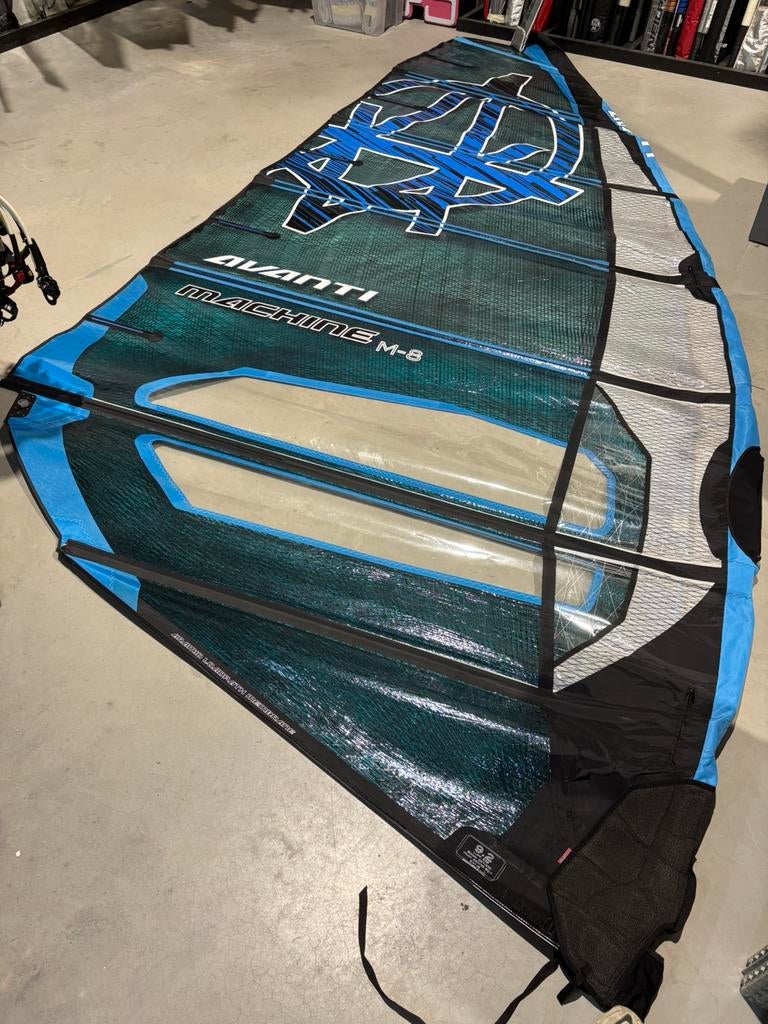 Avanti Machine M-8 9.2 – Nieuwstaat, lichtweerkanon, Watersport en Boten, Windsurfen, Ophalen, Met draagtas, 7 m² of meer, -