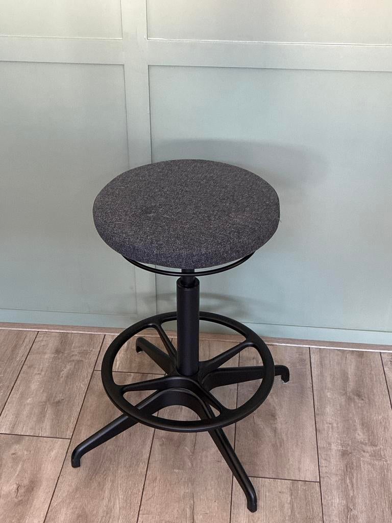 IKEA LIDKULLEN zit sta kruk, Ophalen, In hoogte verstelbaar, Zo goed als nieuw, Staal