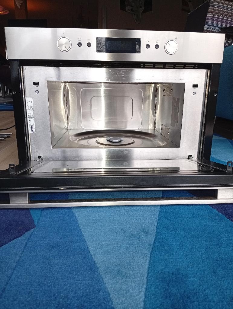 Magnetron combi crisp/gril. Met crispplaat, Witgoed en Apparatuur, Magnetrons, Gebruikt, Inbouw, Magnetron, 45 tot 60 cm, Crisp