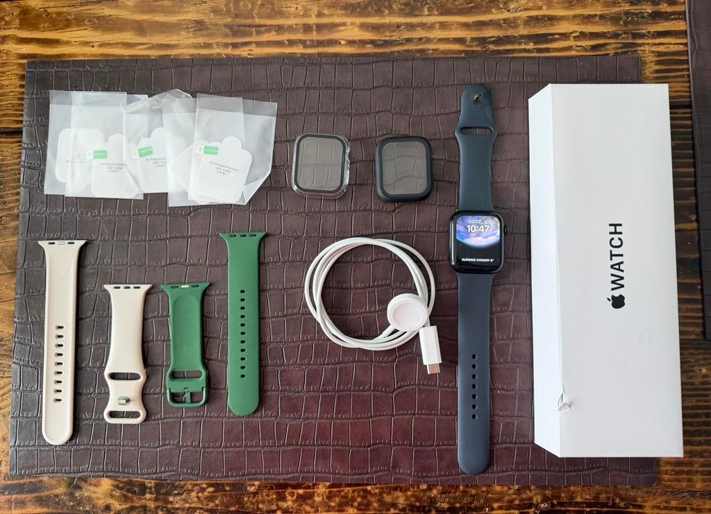 Apple Watch SE (2e generatie, GPS + Cellular) – Model A2724, Zwart, IOS, Ophalen of Verzenden, Zo goed als nieuw