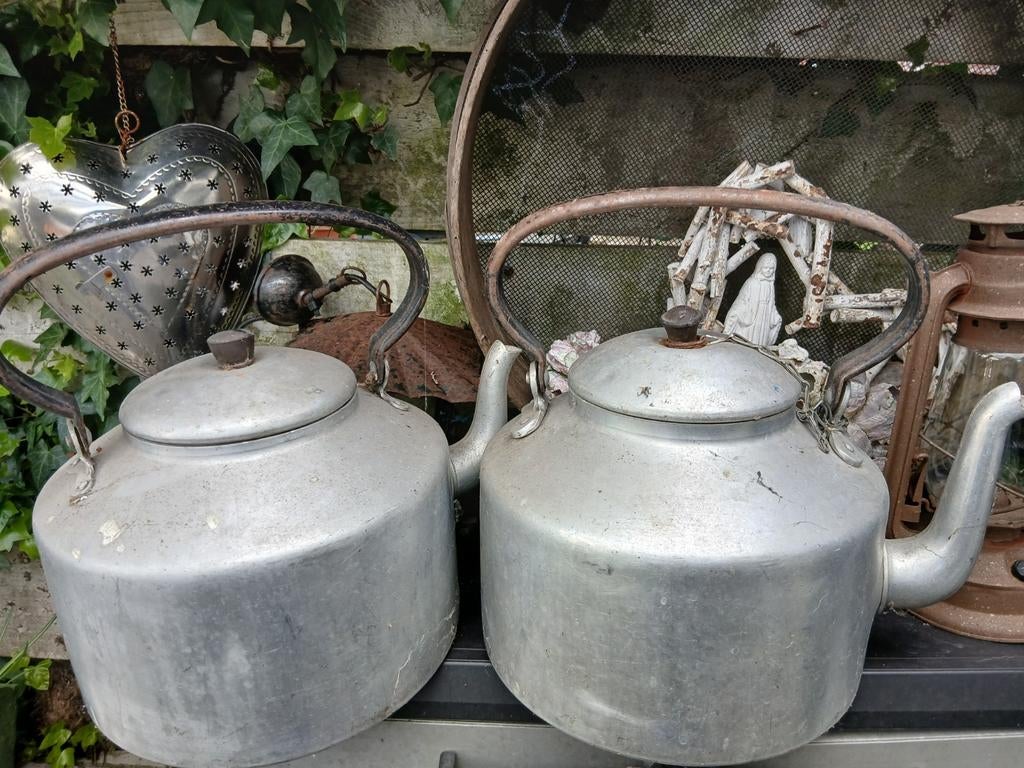 Oude aluminum waterketels, Ophalen of Verzenden