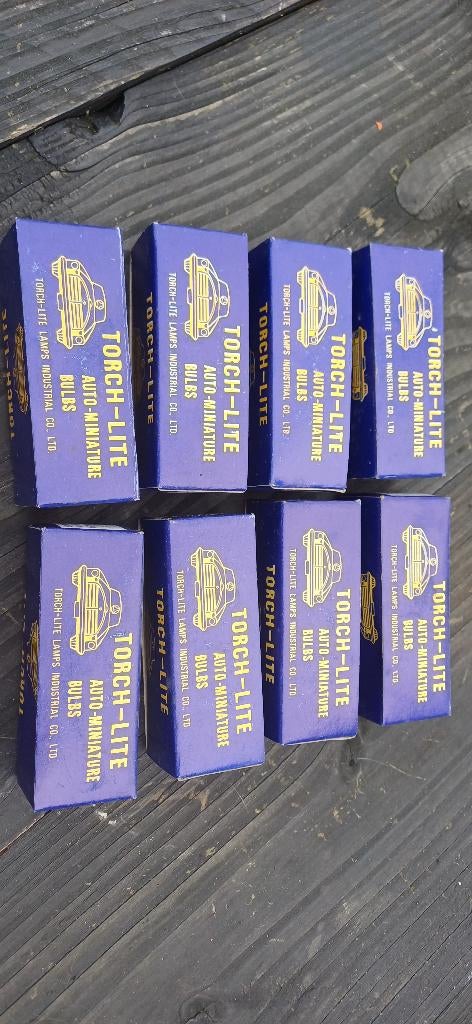 Heel veel nieuwe voor en achter lichtjes voor op een fiets, Fietsen en Brommers, Fietsaccessoires | Fietsverlichting, Ophalen of Verzenden