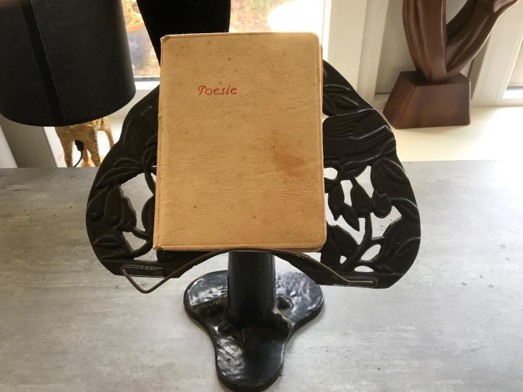 Zwaar metalen boeken standaard, boomvormig, 25 cm x 27 cm, Ophalen of Verzenden