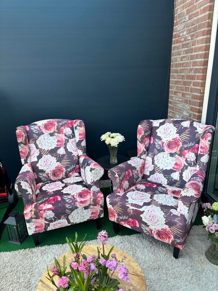 Twee fauteuils met bloemenprint - stof verkleurd, Huis en Inrichting, Fauteuils, Gebruikt, Stof, 75 tot 100 cm, Ophalen