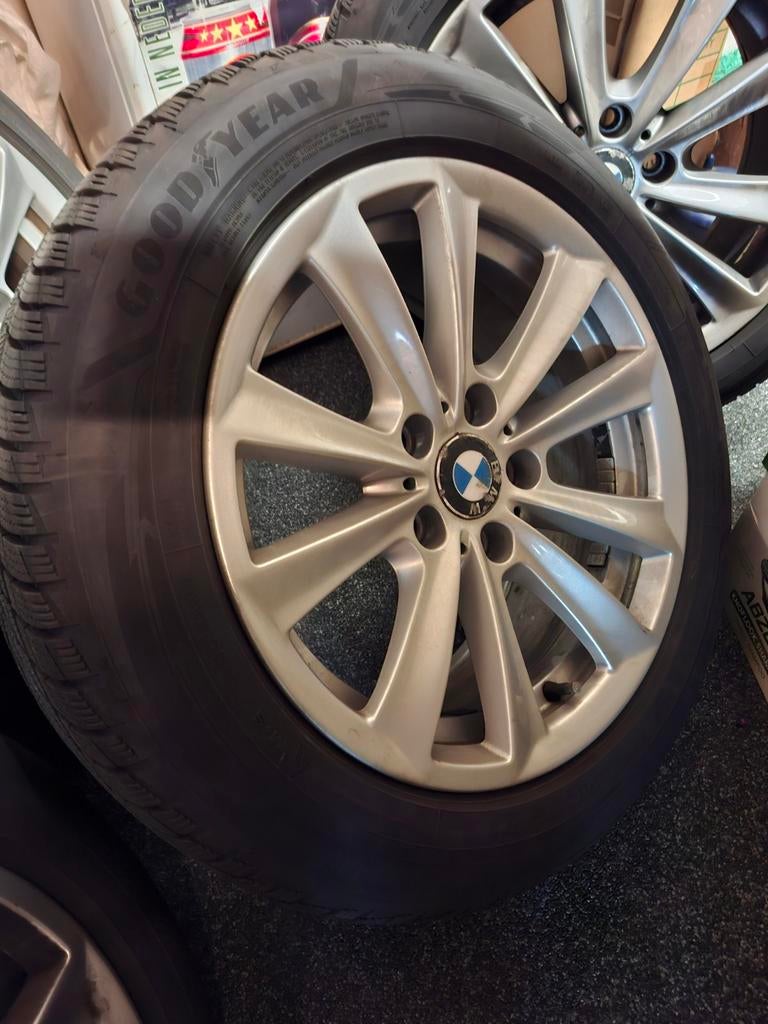 17 inch BMW F10 winterset (nieuwe goodyear banden), Ophalen, Banden en Velgen, Nieuw, 17 inch