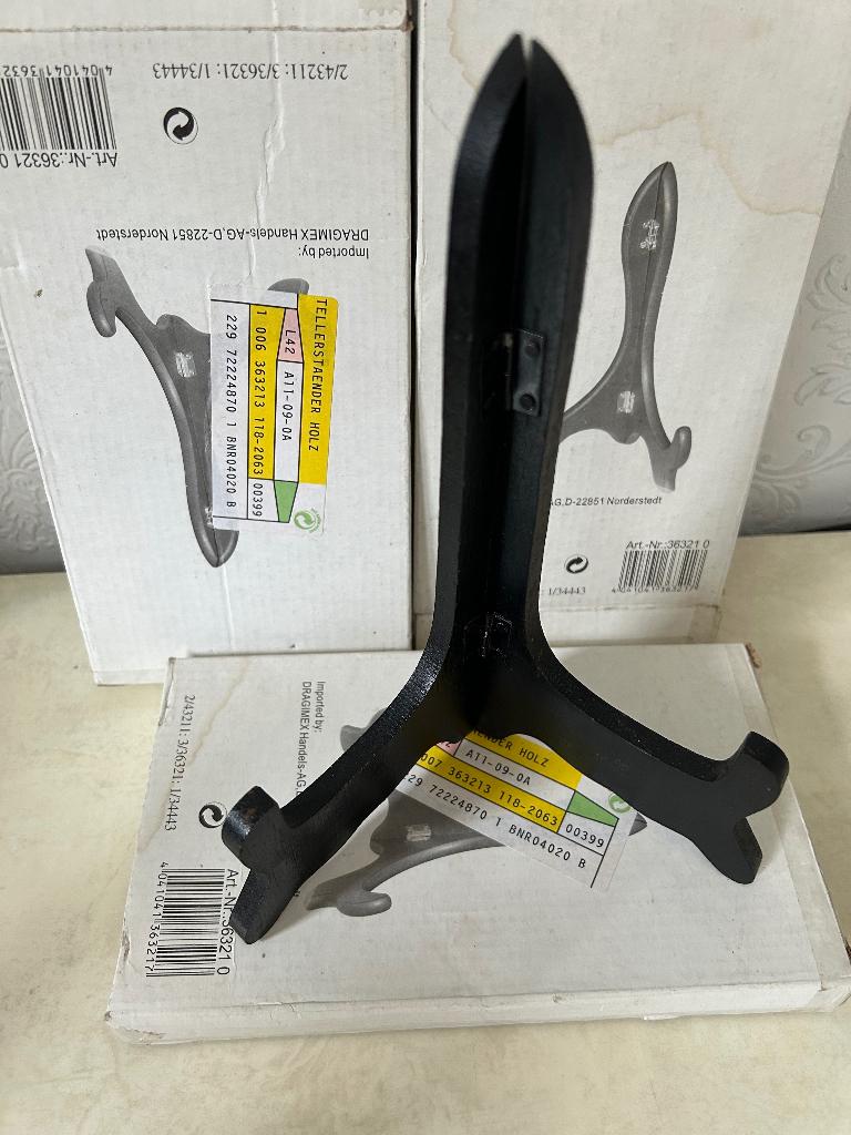 Nog 3 nieuwe sierborden standaards in doos, Antiek en Kunst, Curiosa en Brocante, Ophalen of Verzenden