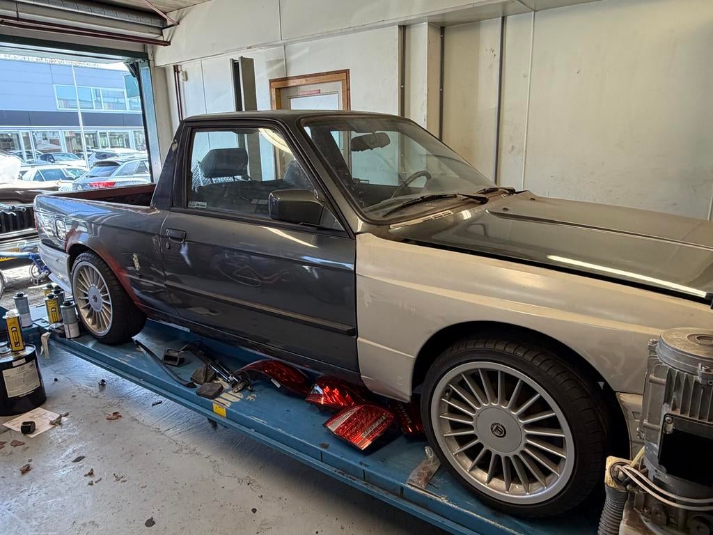 BMW 325 1987 e30 pick-up grijs kenteken, Auto's, BMW, Overige carrosserieën, Handgeschakeld, Grijs, Particulier