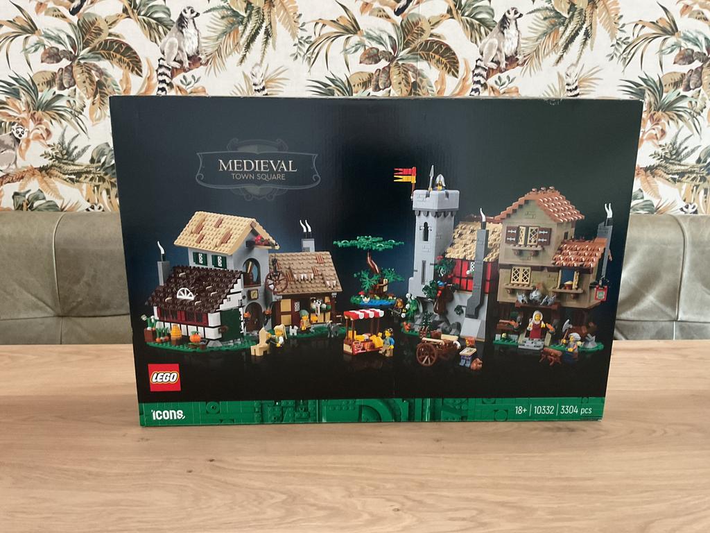 Lego 10332 - Middeleeuws Stadplein - Nieuw, Kinderen en Baby's, Speelgoed | Duplo en Lego, Nieuw, Lego, Complete set, Ongeopend/sealed