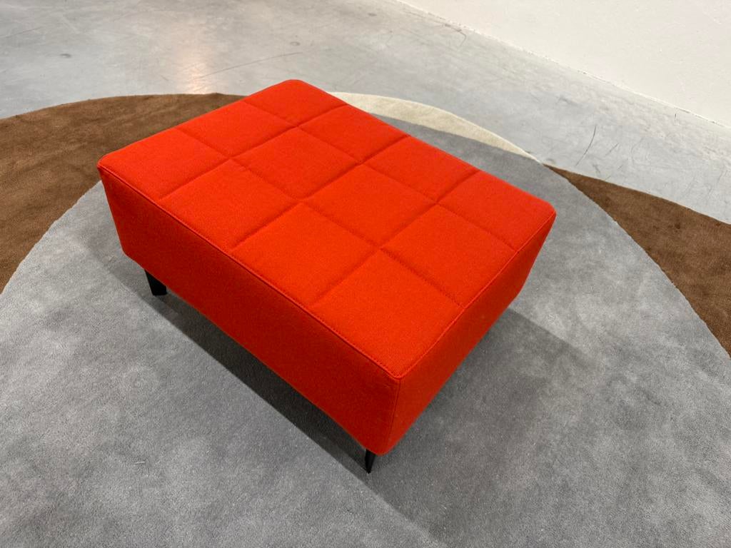 Nieuw Gelderland Allure Voetenbank Kvadrat rood stof Poef, Nieuw, Ophalen of Verzenden, Gelderland, Stof