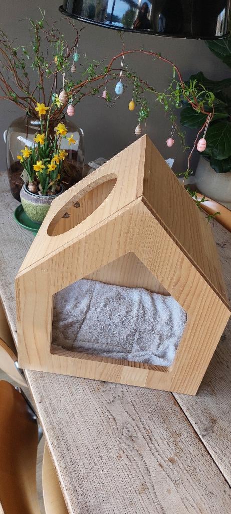 Superleuk houten kattenhuis, Ophalen, Zo goed als nieuw, Overige
